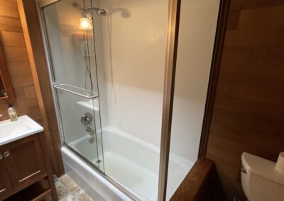 Accent Bypass Shower